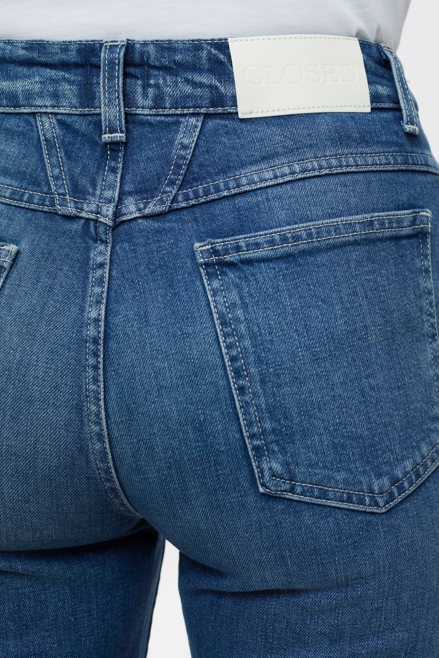 CLOSED X-Pocket-Familie>Heritage Jeans - Stijlnaam Pedaalduwer Midden Blauw