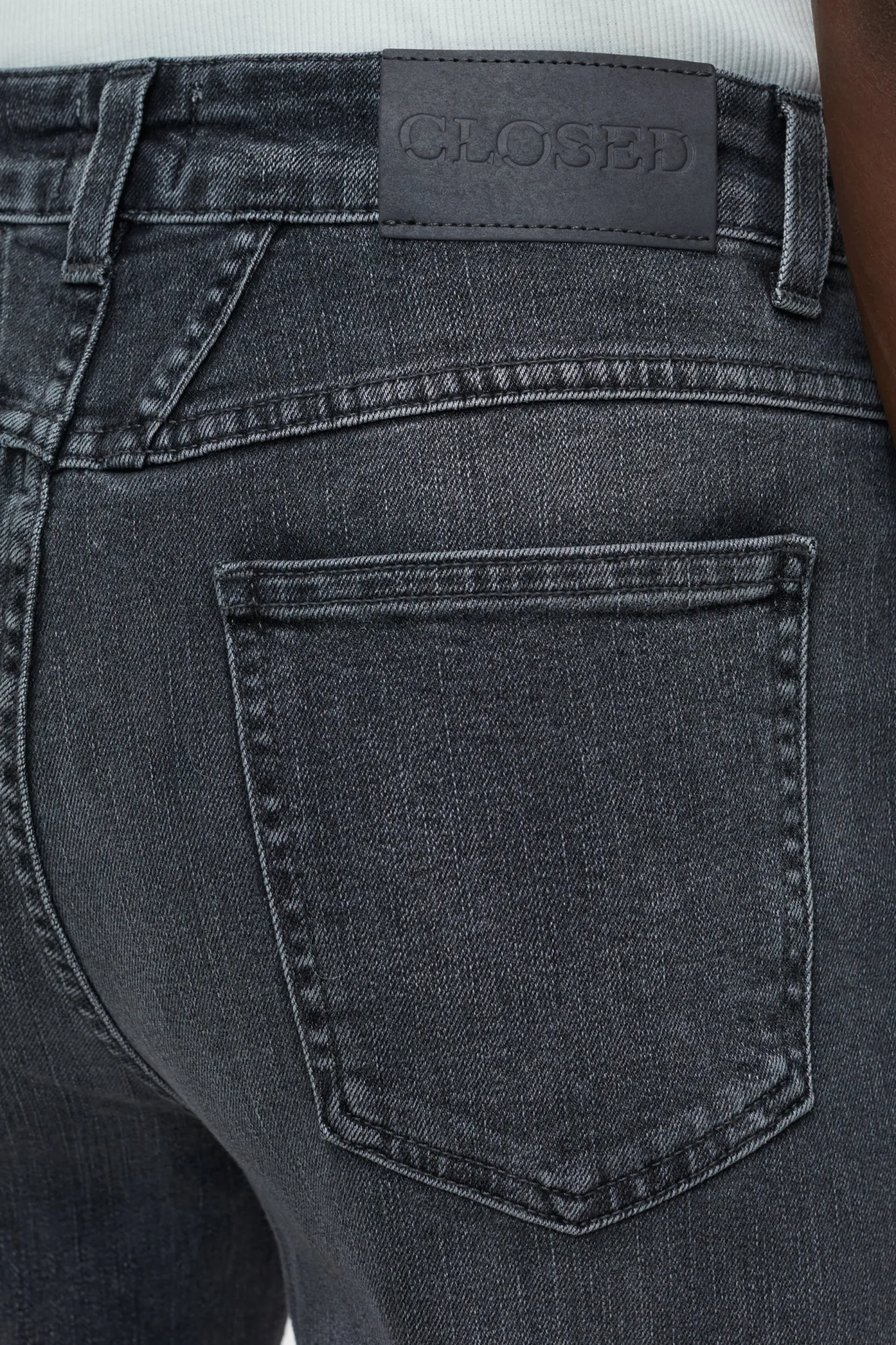 CLOSED X-Pocket-Familie>Heritage Jeans - Stijlnaam Pedaalduwer Midden Grijs