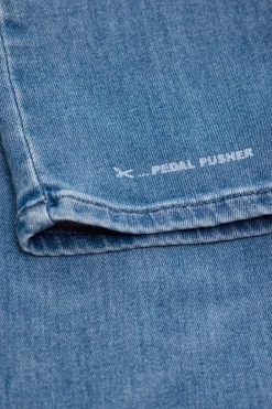CLOSED Eco-Denim><noscript><img width=