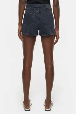 CLOSED Korte Broek><noscript><img width=