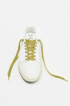 CLOSED Sneakers><noscript><img width=