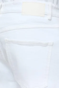 CLOSED Jeans><noscript><img width=