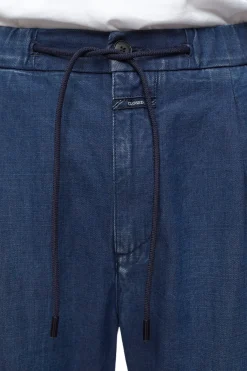 CLOSED Jeans><noscript><img width=