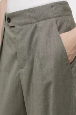 CLOSED Broek><noscript><img width=