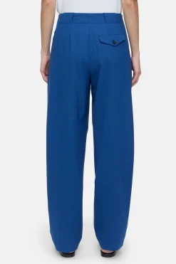 CLOSED Broek><noscript><img width=