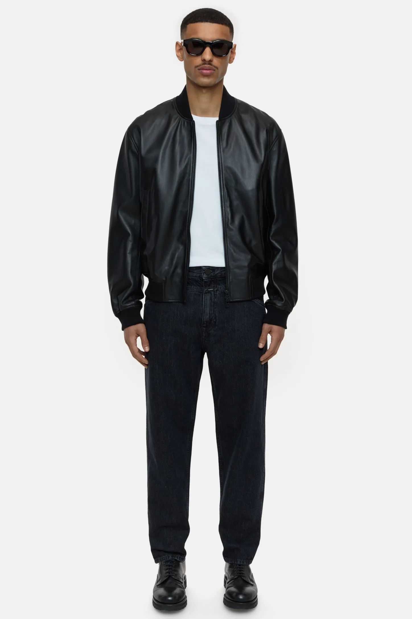 CLOSED Zwarte Broek>Relaxte Jeans - Stijlnaam X-Lent Tapered Donker Grijs