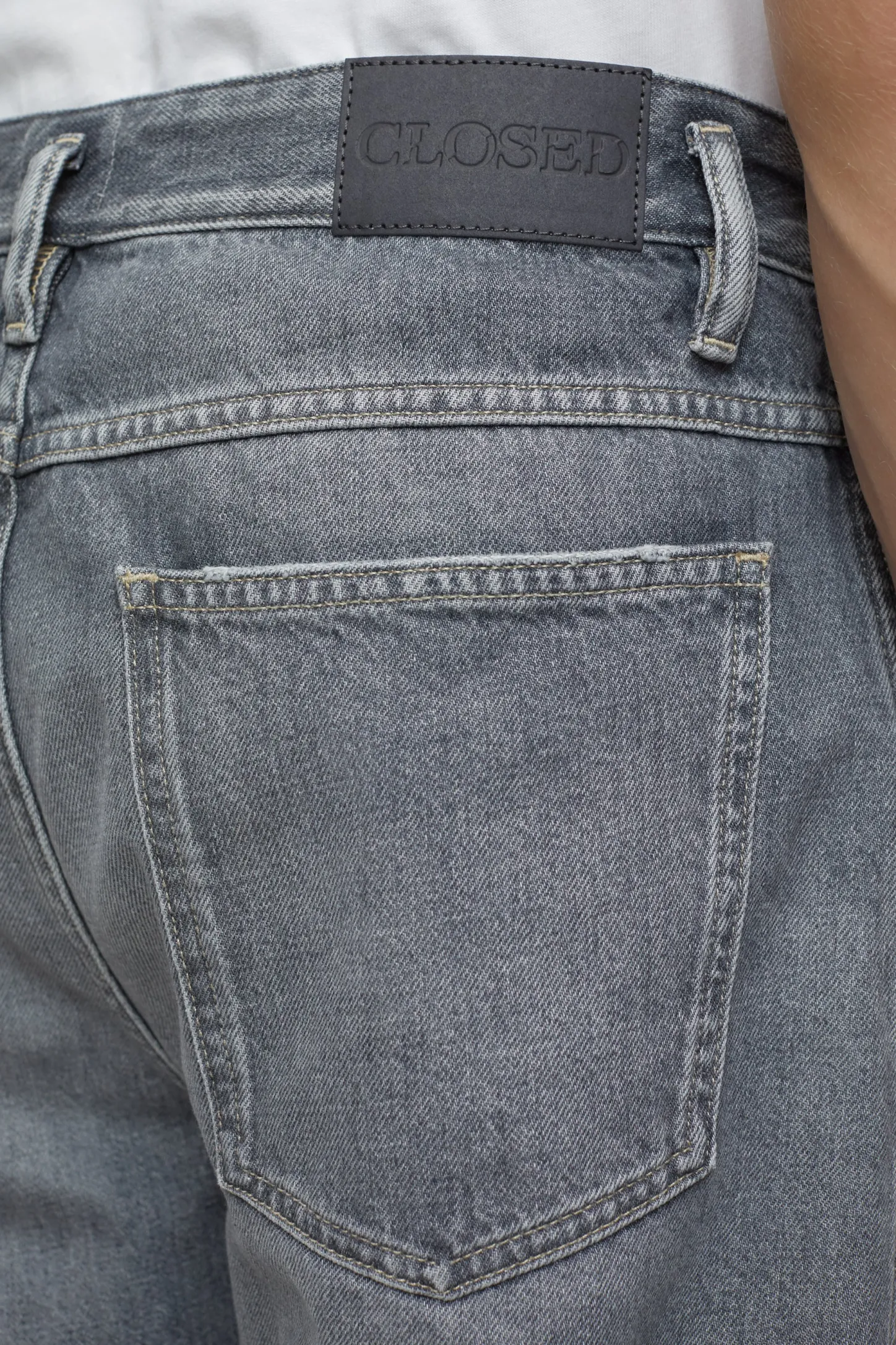 CLOSED Jeans>Relaxte Jeans - Stijlnaam X-Lent Tapered Donker Grijs