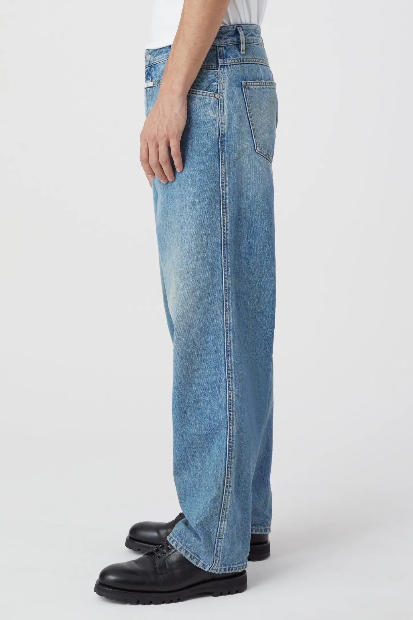 CLOSED Ontspannend>Relaxte Jeans - Stijlnaam X-Treme Loose Midden Blauw