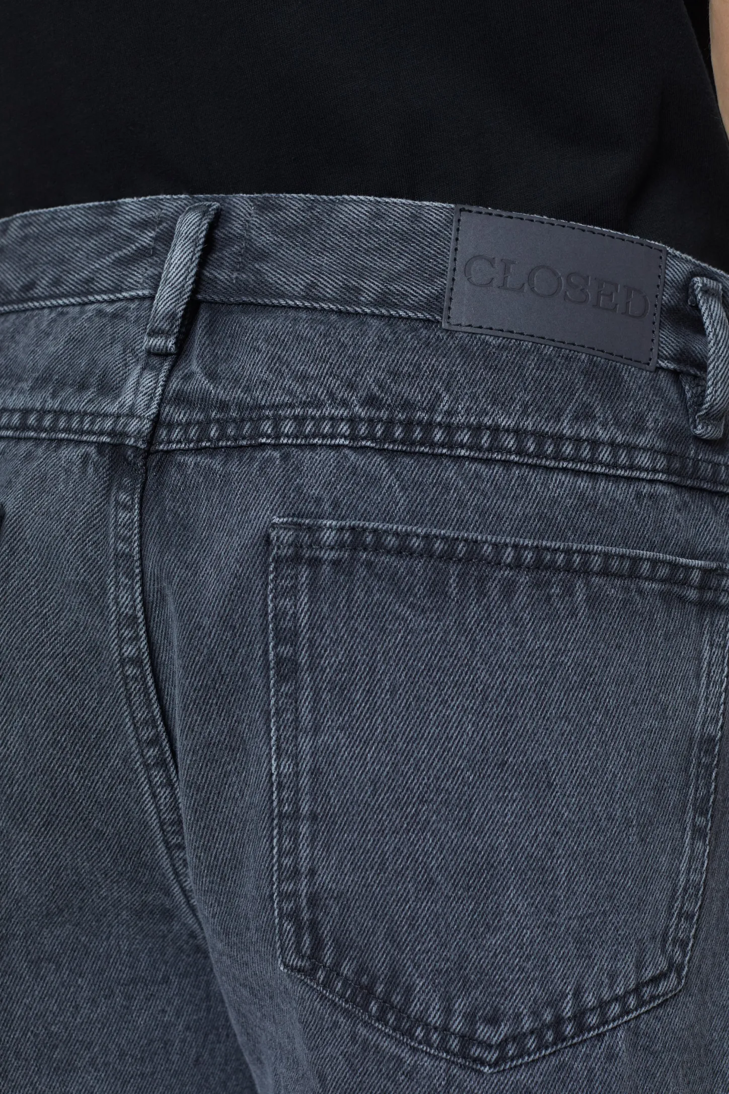 CLOSED Zwarte Broek>Relaxte Jeans - Stijlnaam X-Lent Tapered Zwartzwart