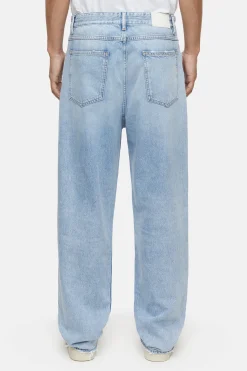 CLOSED Jeans><noscript><img width=