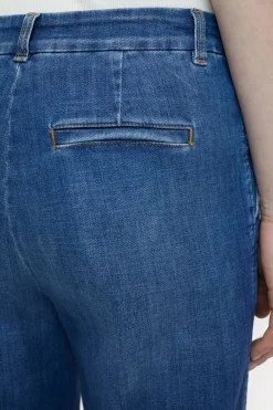 CLOSED Jeans><noscript><img width=