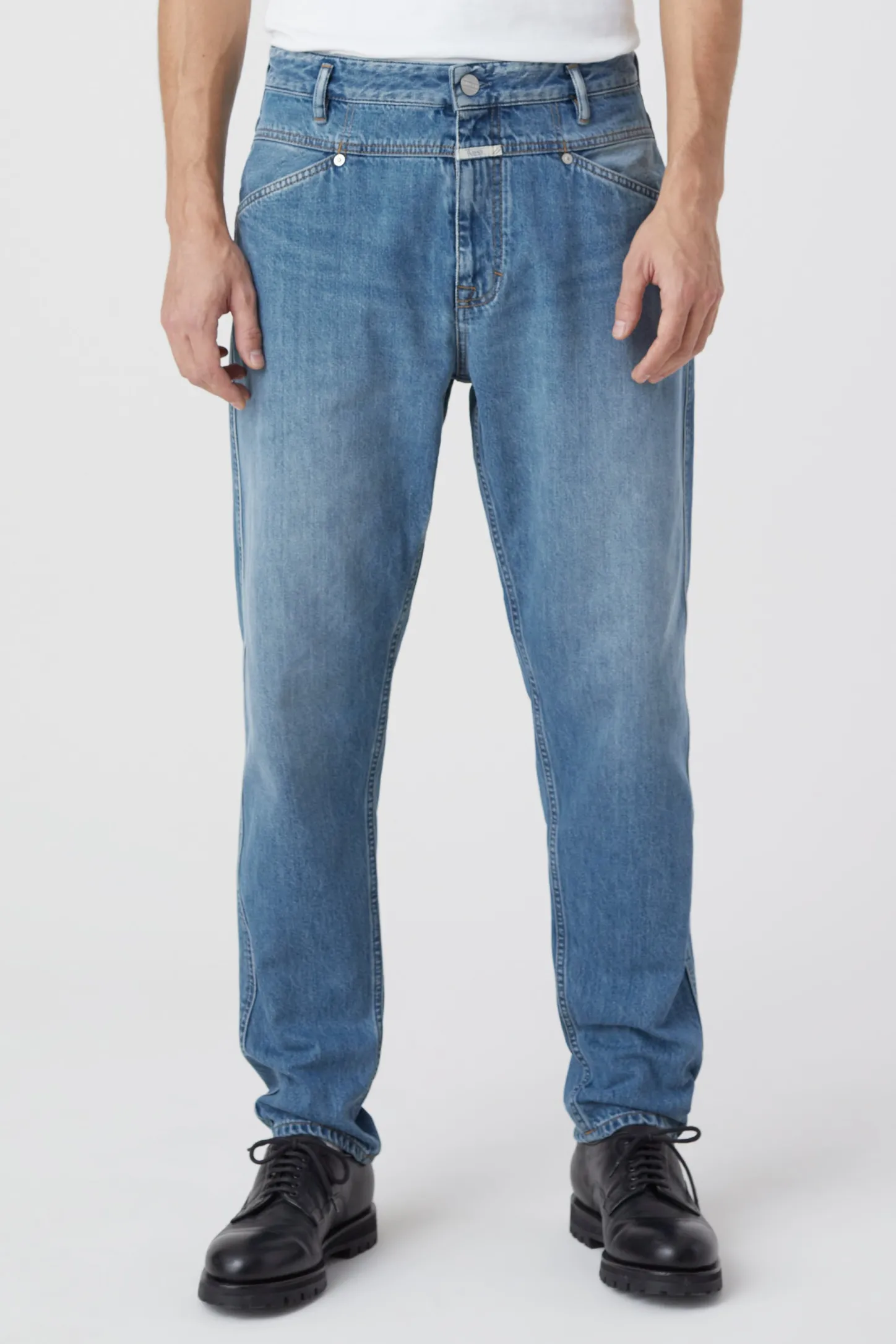 CLOSED Blauwe Spijkerbroek>Relaxte Jeans - Stijlnaam X-Lent Tapered Midden Blauw