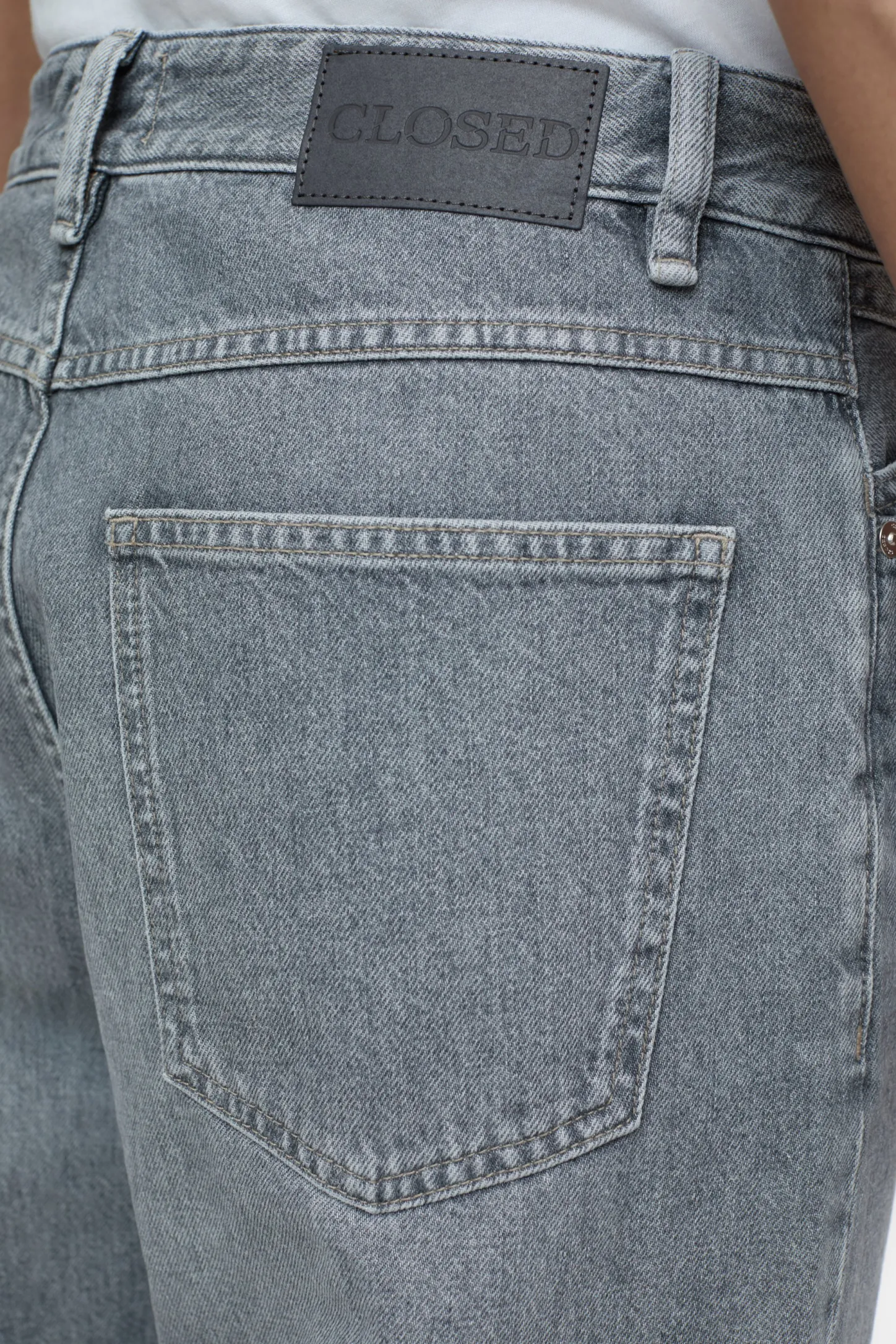 CLOSED Eco-Denim>Relaxte Jeans - Stijlnaam Springdale Relaxed Midden Grijs