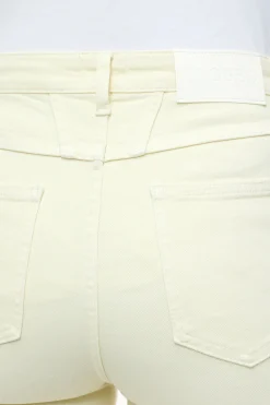 CLOSED Jeans><noscript><img width=