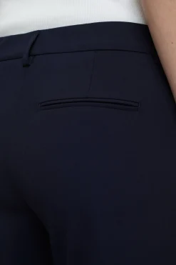 CLOSED Broek><noscript><img width=
