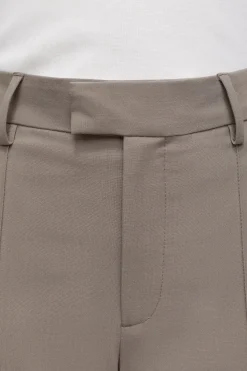 CLOSED Broek><noscript><img width=