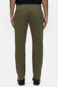 CLOSED Broek><noscript><img width=