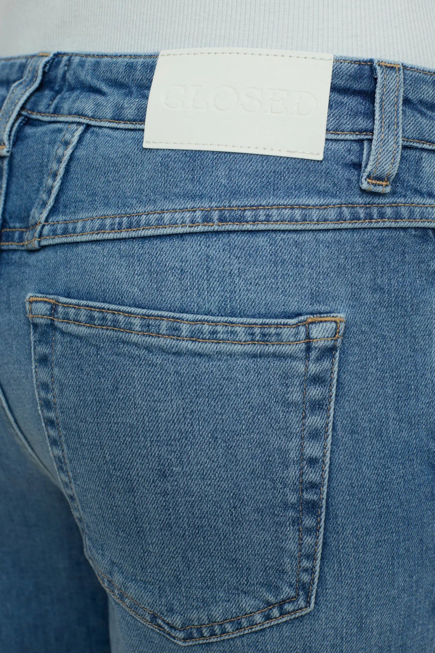CLOSED Eco-Denim>Slim Jeans - Stijlnaam Gillan Midden Blauw