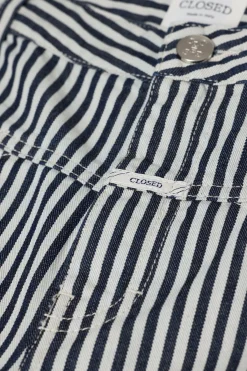 CLOSED Jeans><noscript><img width=