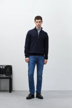CLOSED Jeans><noscript><img width=