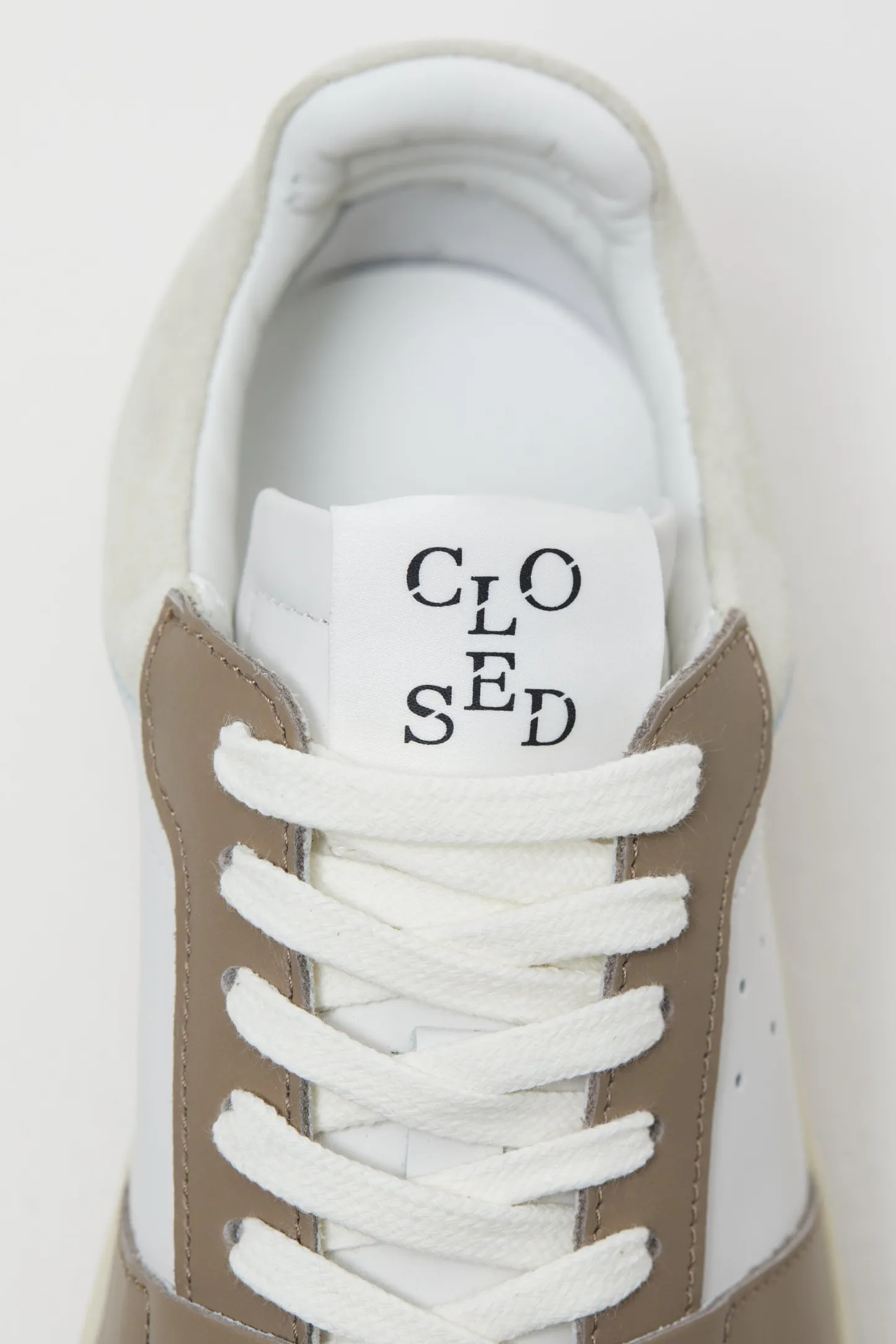 CLOSED Sneakers>Sneakers Laag Taupebeige
