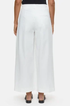 CLOSED Broek><noscript><img width=