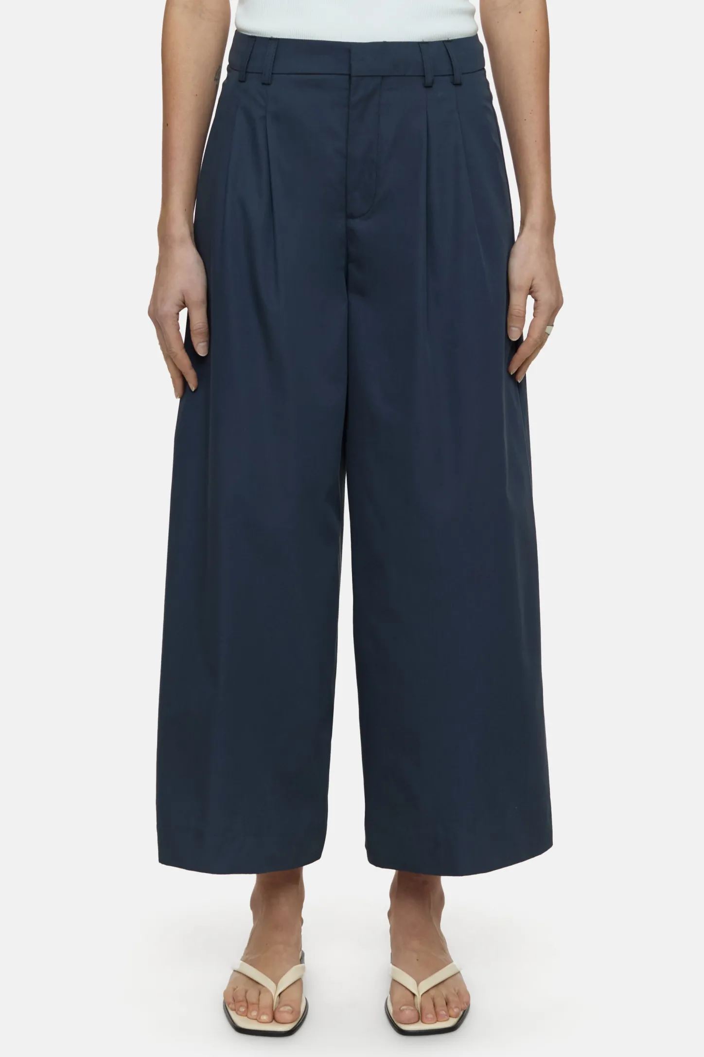 CLOSED Broek>Wijde Broek - Stijlnaam Trona Blauwe Ruimte