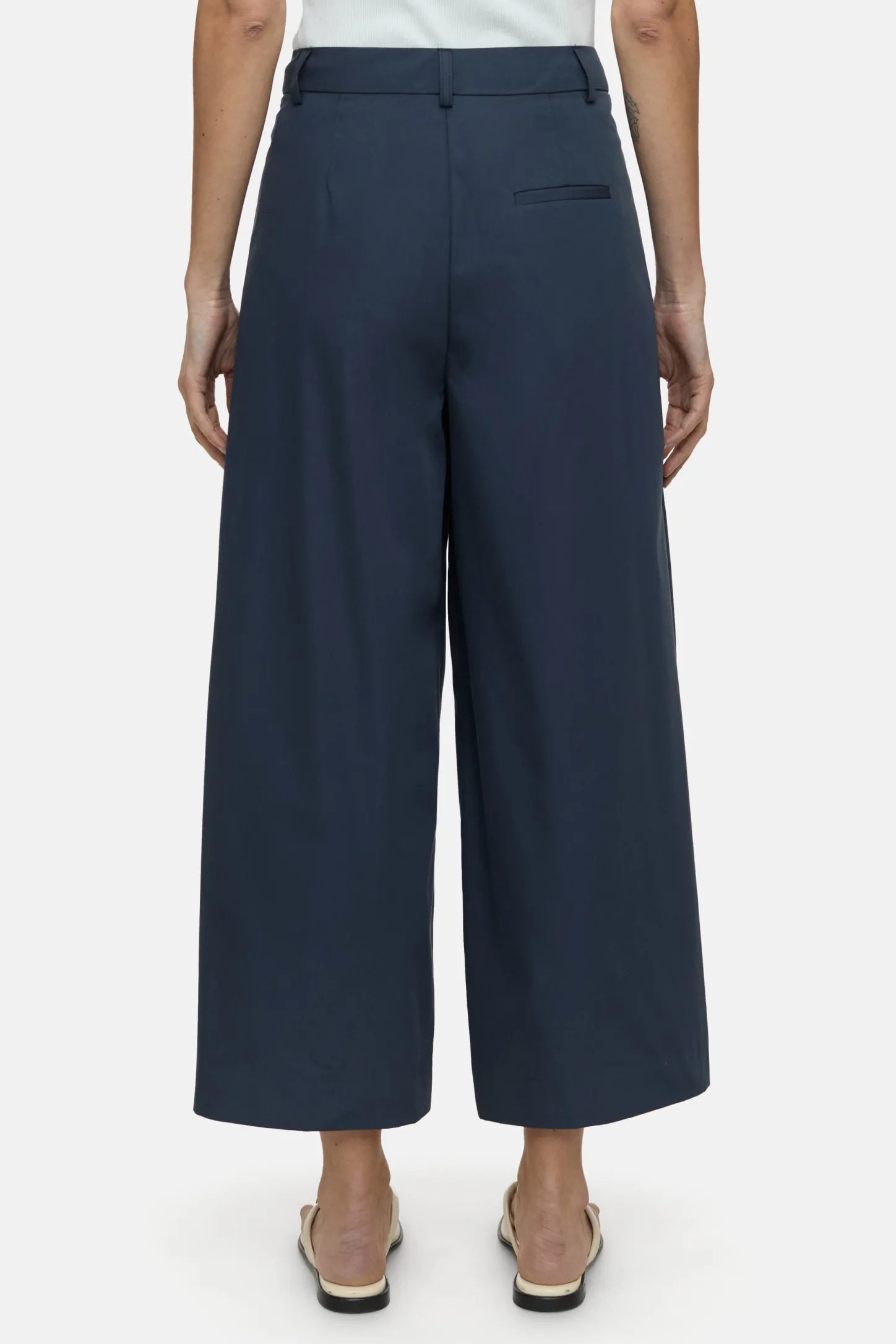 CLOSED Broek>Wijde Broek - Stijlnaam Trona Blauwe Ruimte