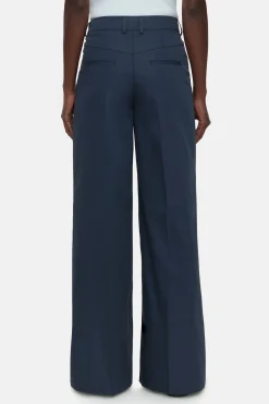 CLOSED Broek><noscript><img width=
