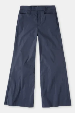 CLOSED Broek><noscript><img width=