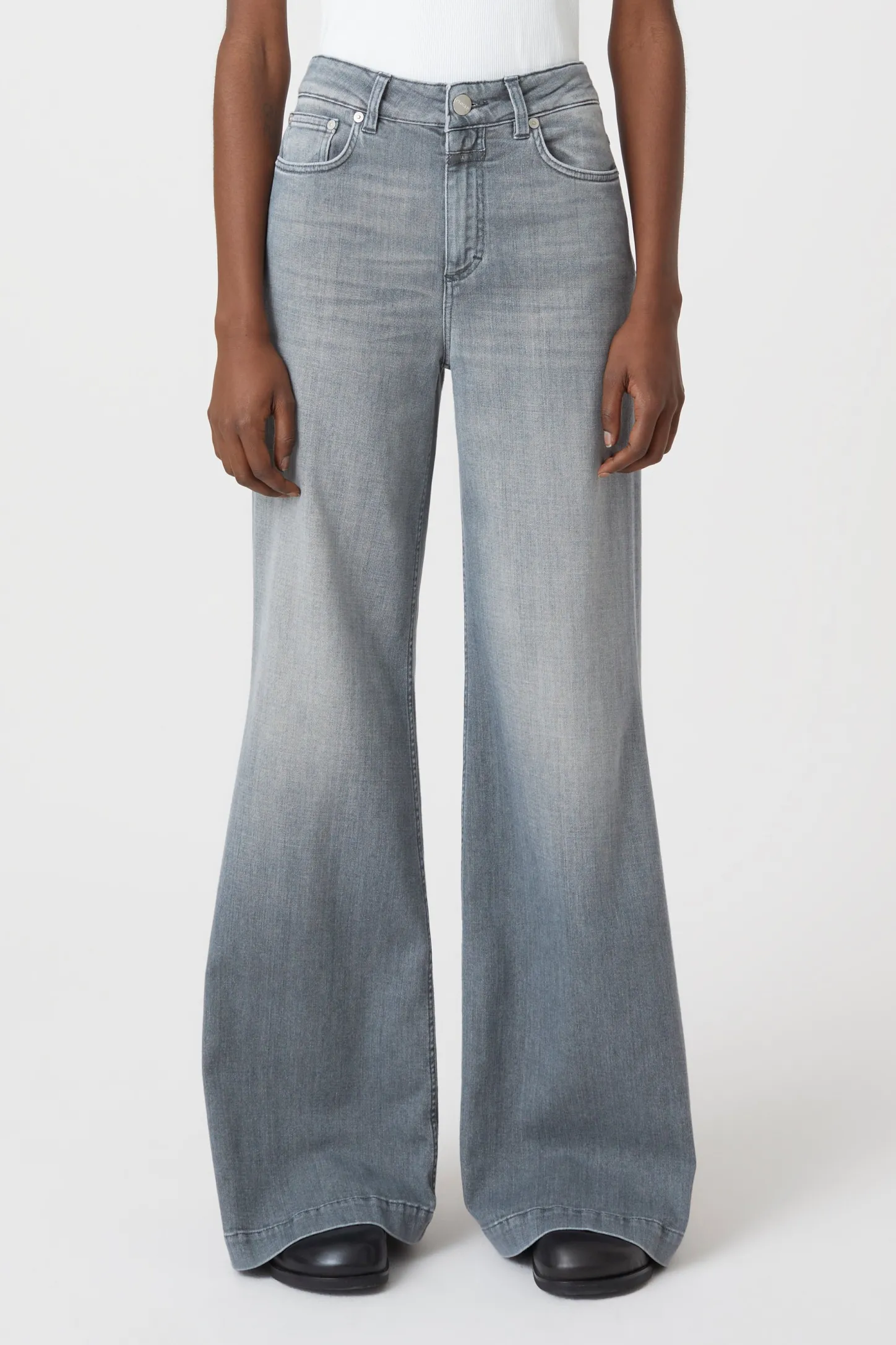 CLOSED Ras>Wijde Jeans - Stijlnaam Glow-Up Midden Grijs
