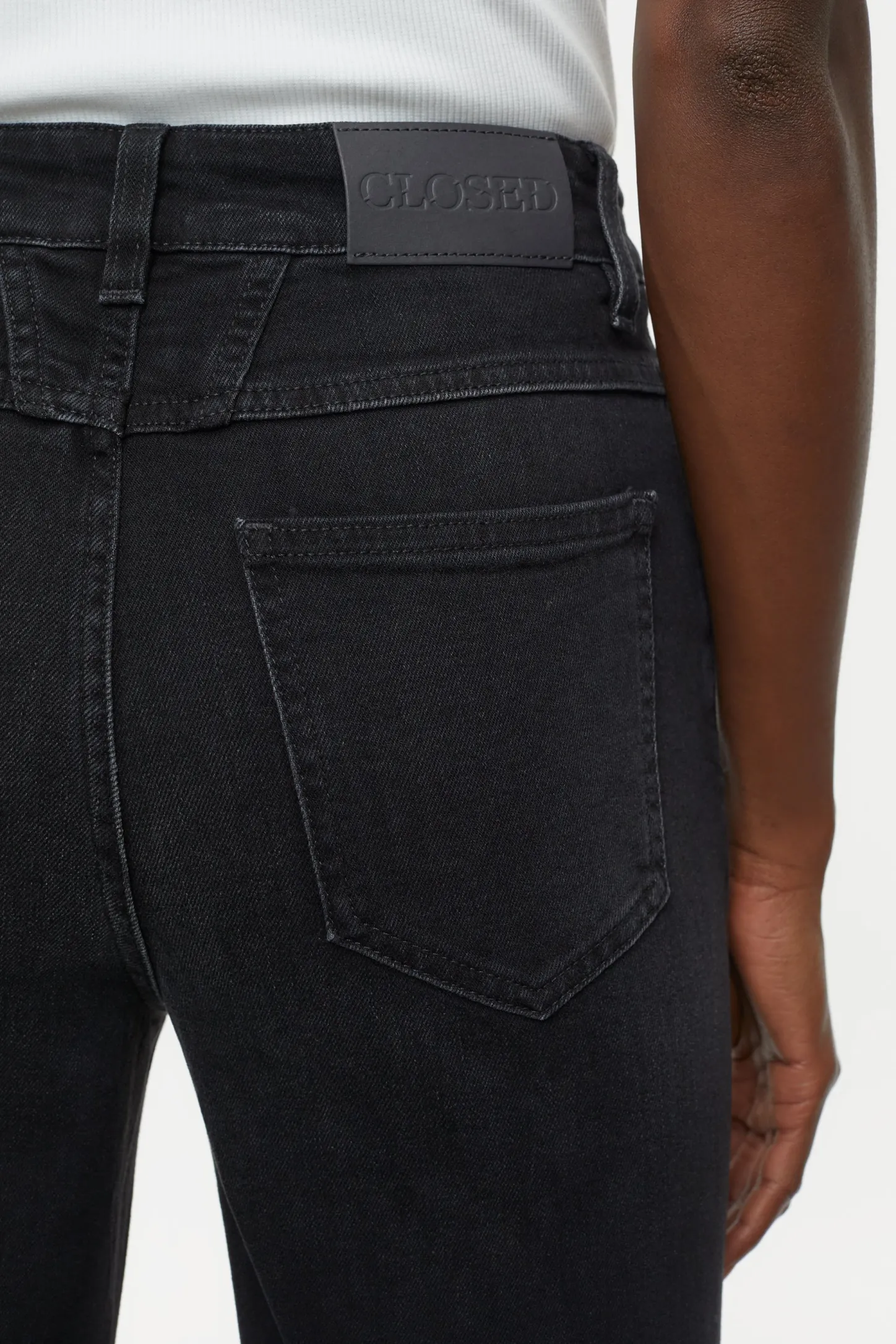 CLOSED Ras>Wijde Jeans - Stijlnaam Glow-Up Donker Grijs