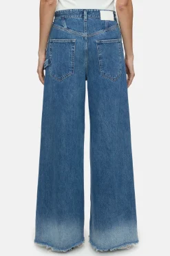 CLOSED Eco-Denim><noscript><img width=