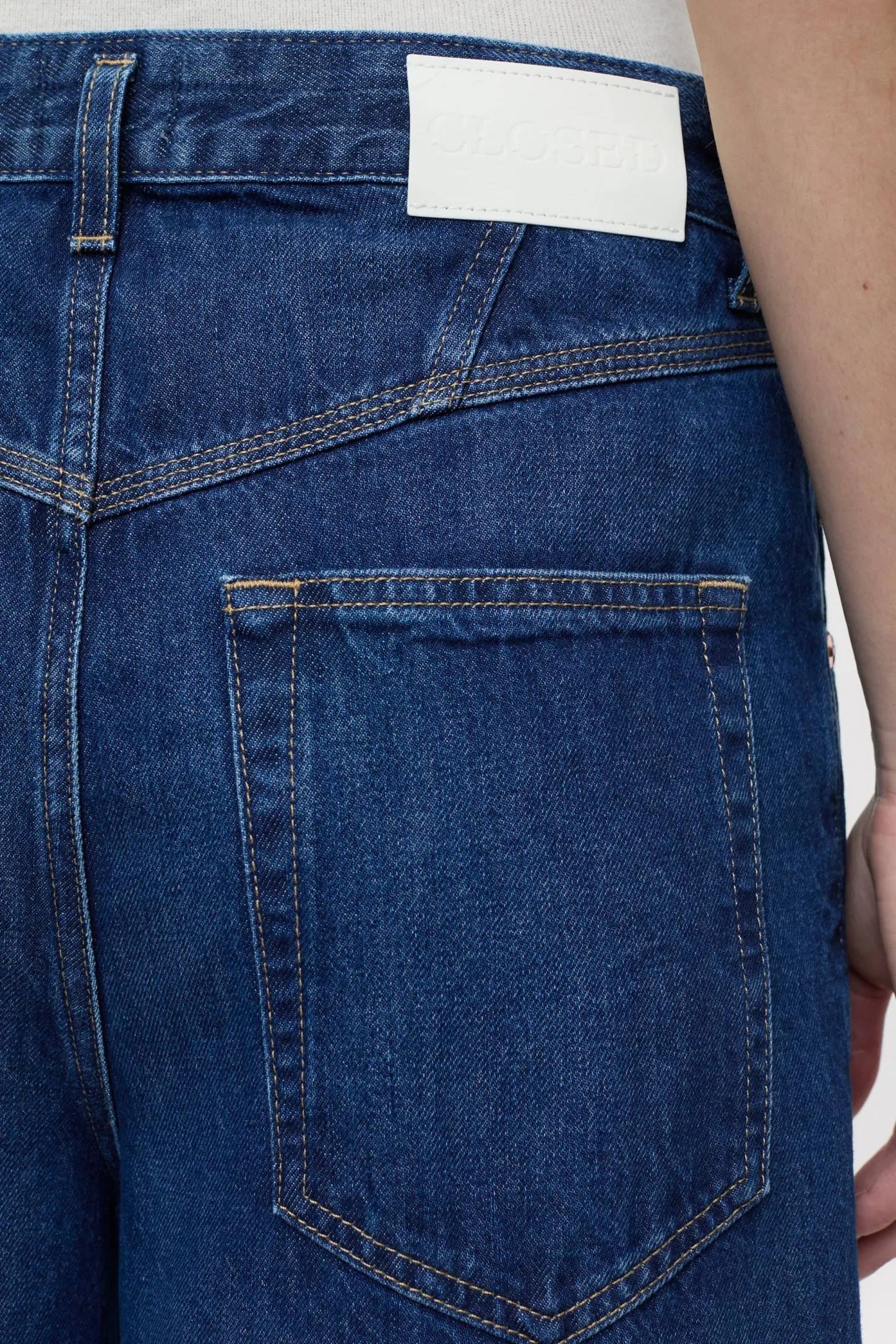 CLOSED Eco-Denim>Wijde Jeans - Stijlnaam Morus Donkerblauw
