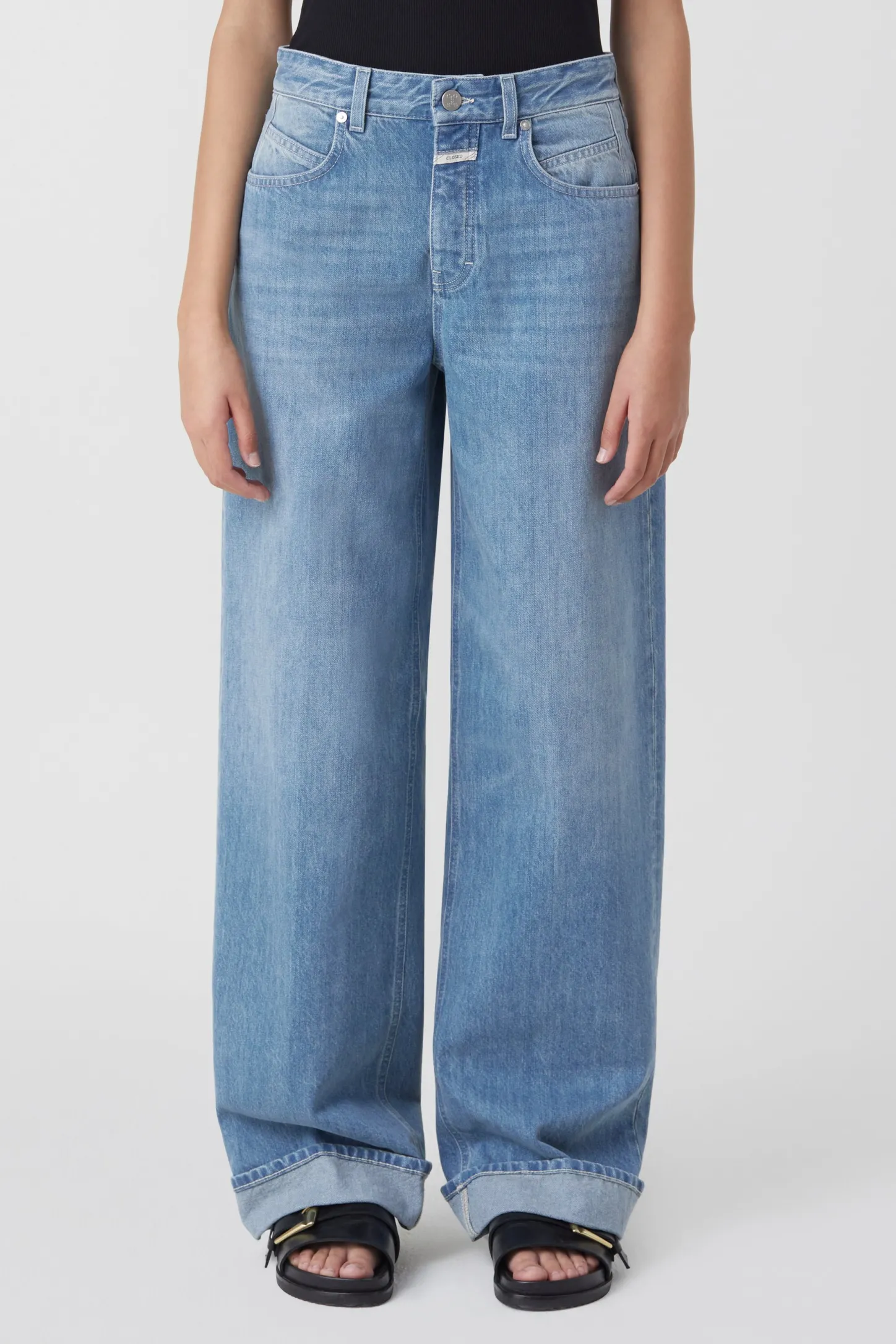 CLOSED Ras>Wijde Jeans - Stijlnaam Nikka Midden Blauw